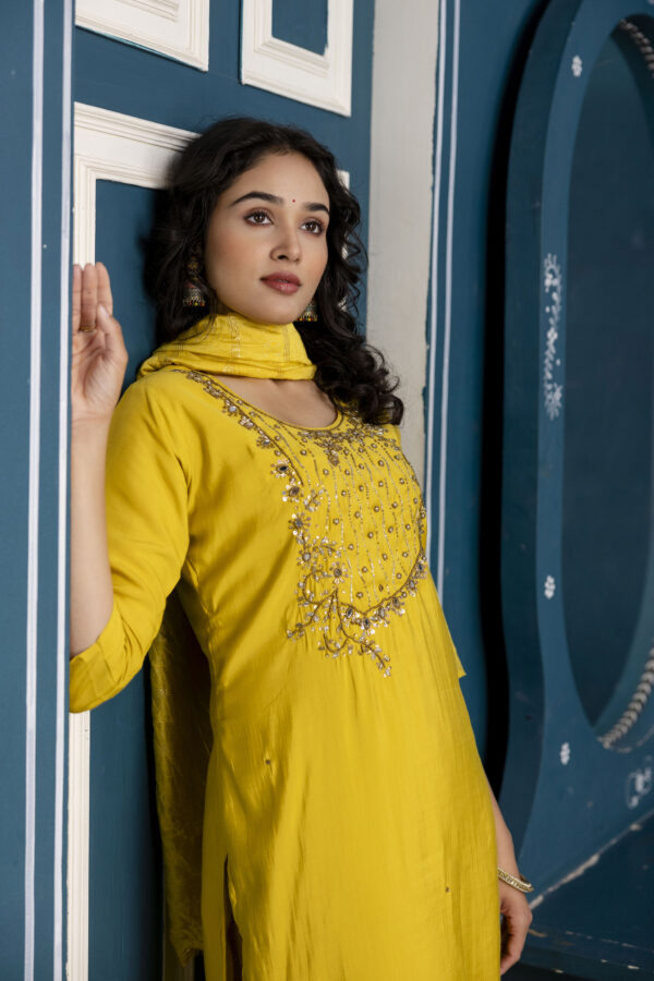 Handworked Kurti Set with Plain Trouser & Dupatta - Image 8