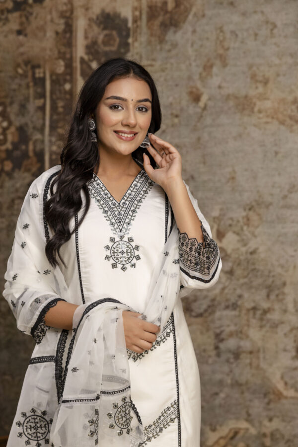 Sequined Elegance Set - Image 9