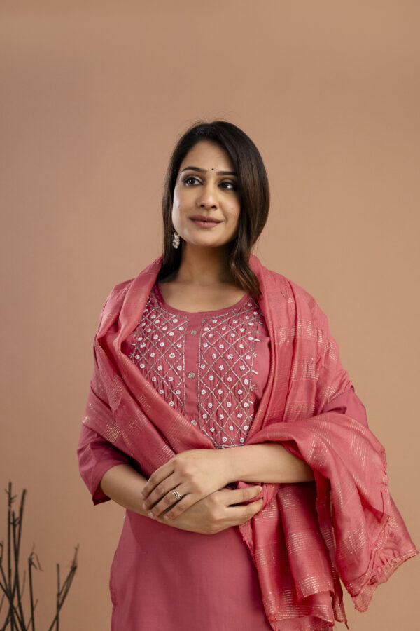 Handworked Round Neck Kurti with Plain Dupatta & Plain Trousers - Image 3