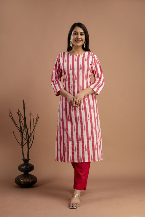 Printed Kurti with Gotta Patti Work, Plain Dupatta & Plain Trouser - Image 8