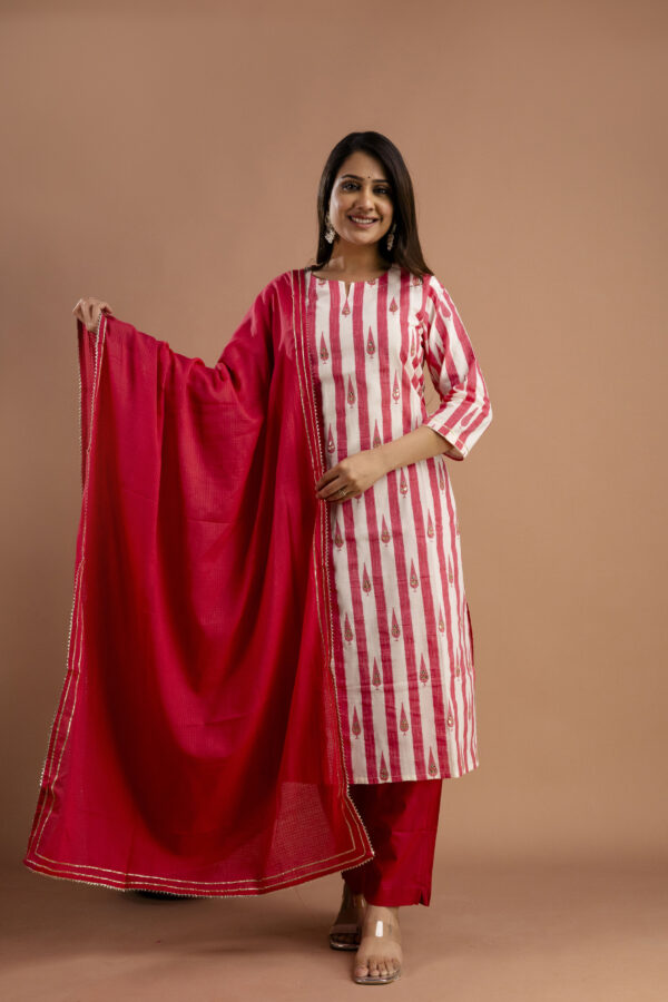Printed Kurti with Gotta Patti Work, Plain Dupatta & Plain Trouser