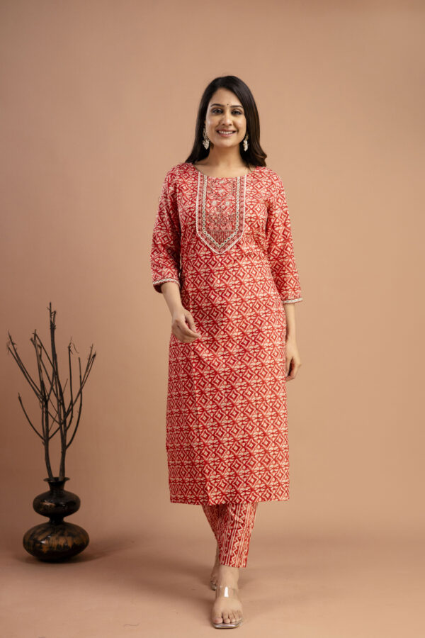 Printed Resham Worked Round Neck Kurti with Printed Dupatta & Printed Pants - Image 8