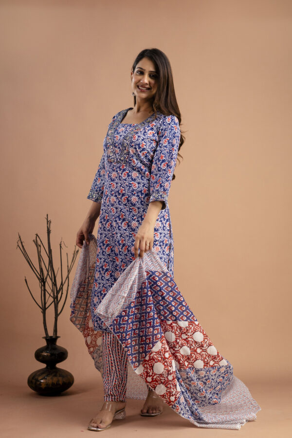 Printed V-Neck Kurti with Resham & Sequence Embellishments, Printed Dupatta & Trousers - Image 4