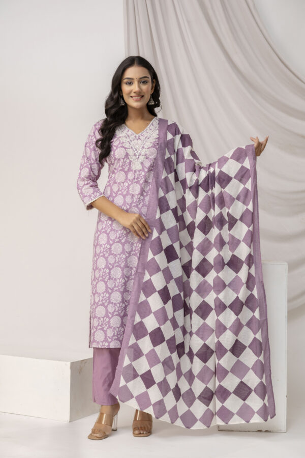 Printed Kurti in Aari Work