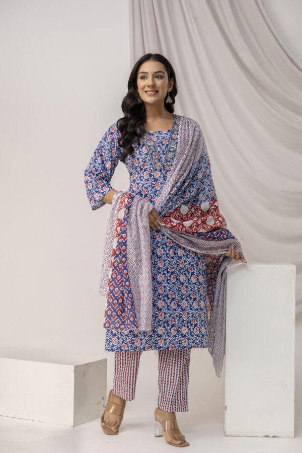Printed Kurti with Sequence Work - Image 4