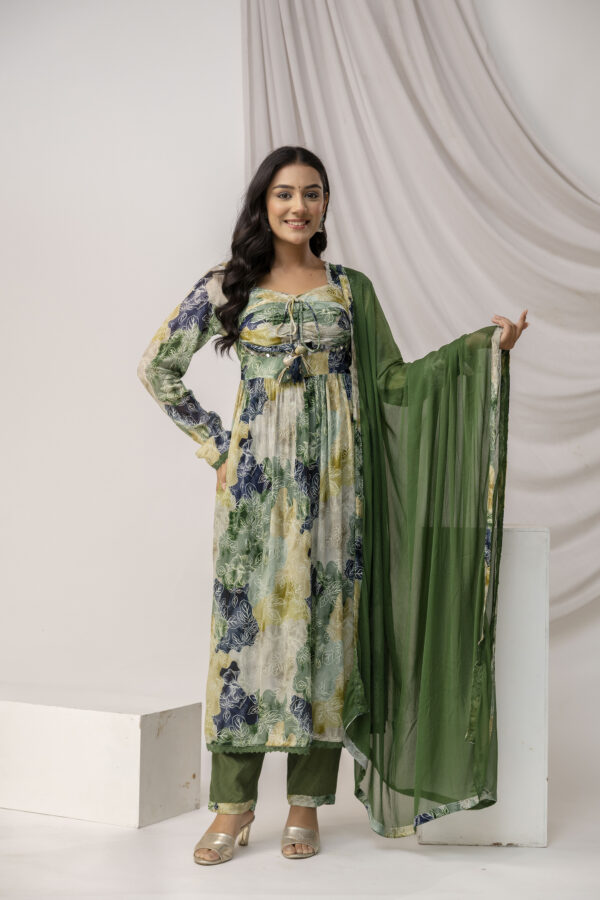 Jaipuri Printed Kurti with Mirror Work Set - Image 9