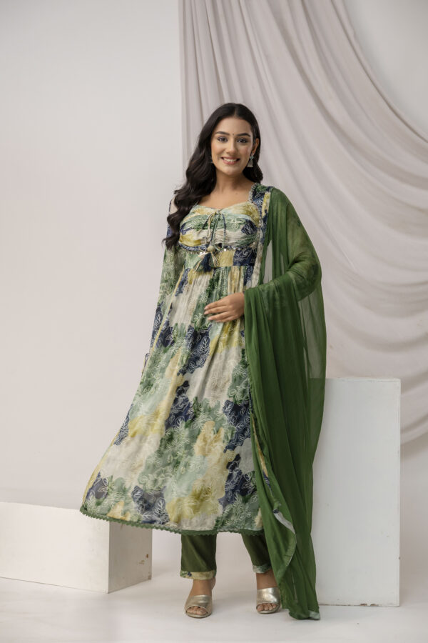 Jaipuri Printed Kurti with Mirror Work Set - Image 8