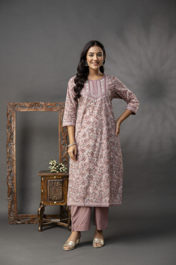 Printed Thread Work Kurti Set - Image 10