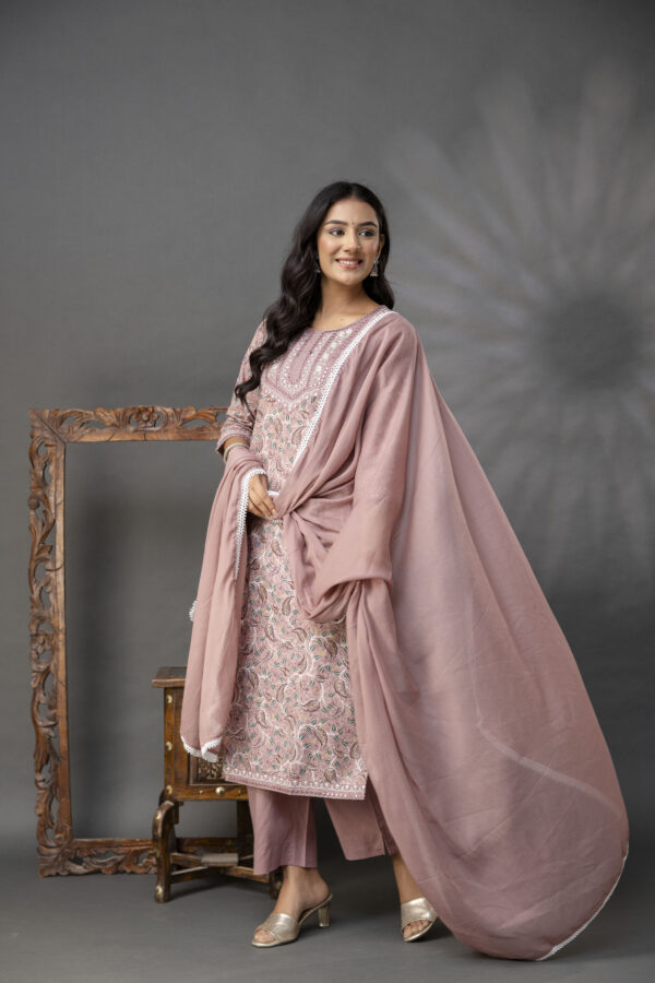 Printed Thread Work Kurti Set - Image 7