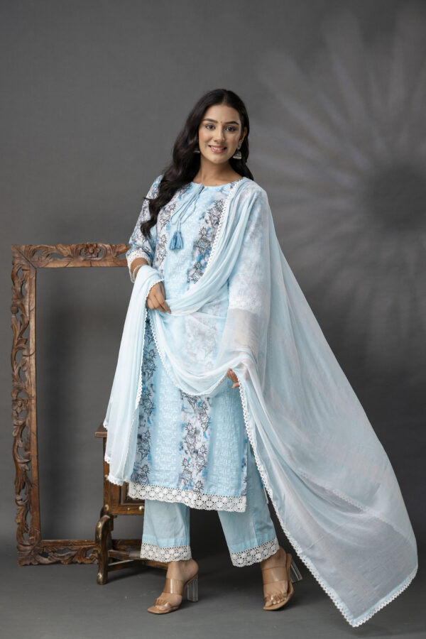 Printed Straight Kurti with V-Wing Work Set - Image 6