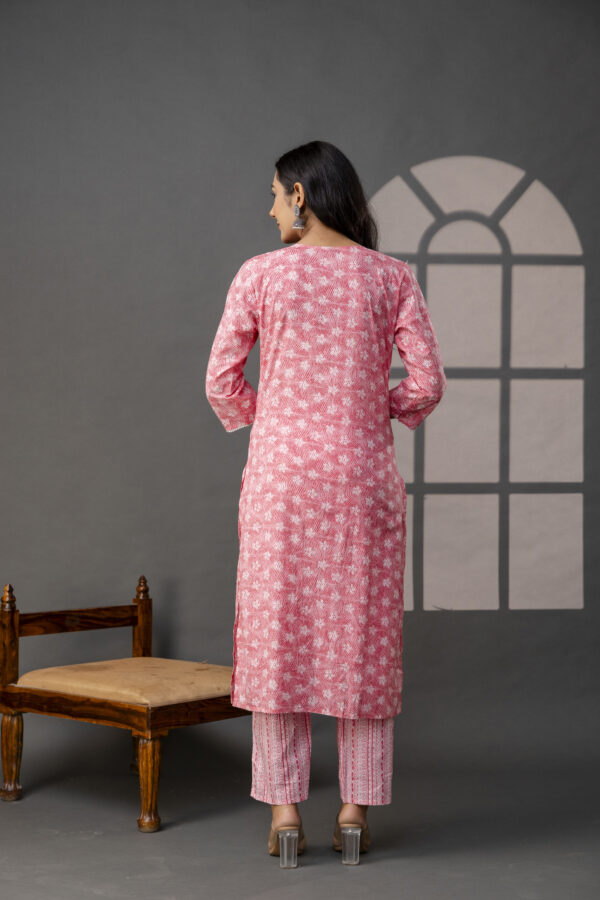 Printed Thread Work Kurti Set - Image 2
