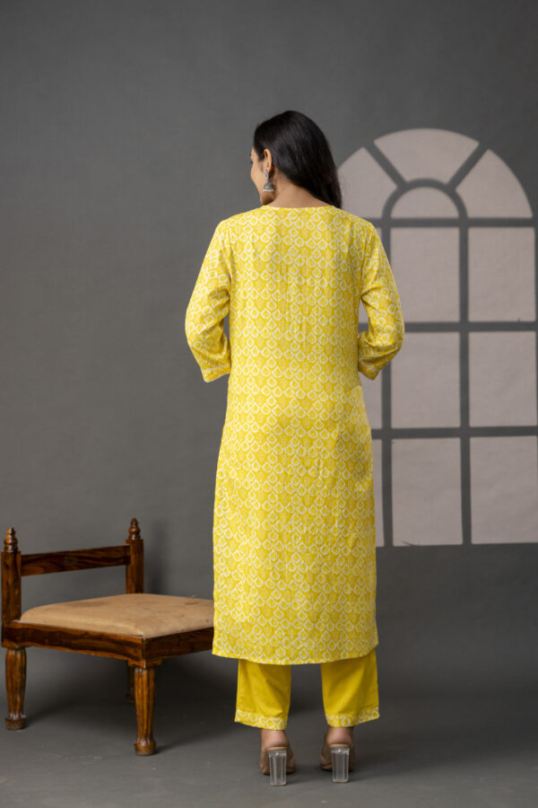 "Tie-Dye Essence Kurti Set" - Image 2