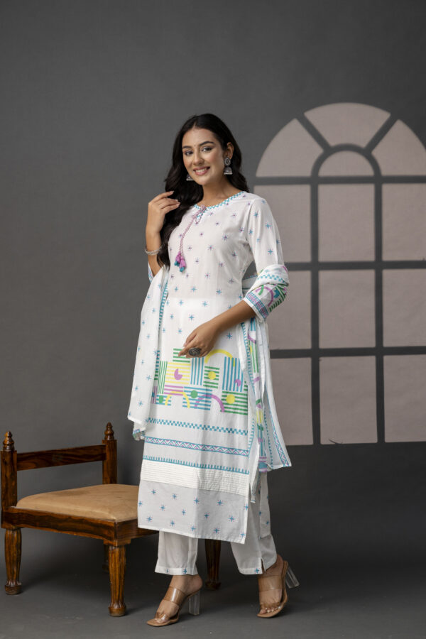 "Artisanal Dori Kurti Set"