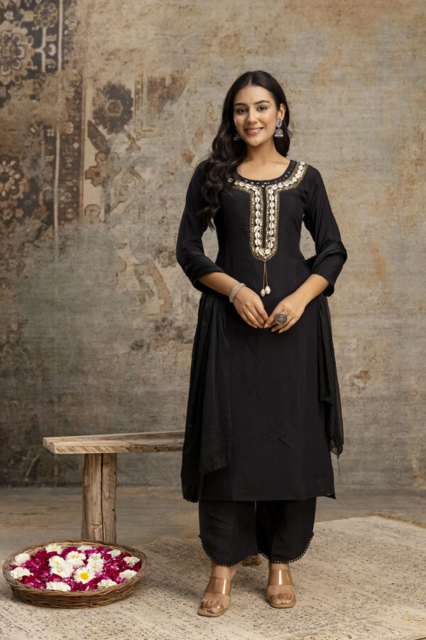 "Codi Charm Kurti Set" - Image 4