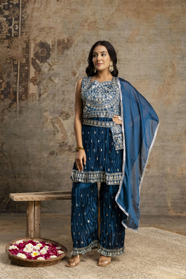 Regal Jari Sharara Set" - Image 8