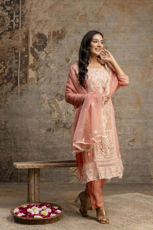 "Pakistani Aari Elegance Set" - Image 4
