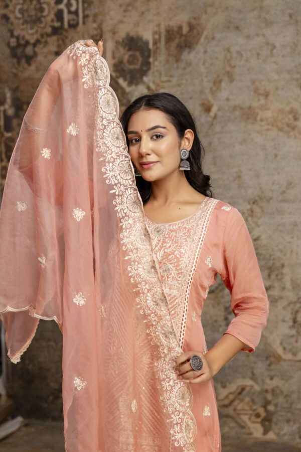 "Pakistani Aari Elegance Set" - Image 3