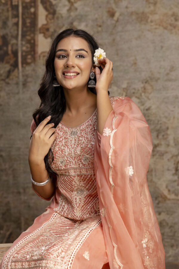 "Pakistani Aari Elegance Set" - Image 10