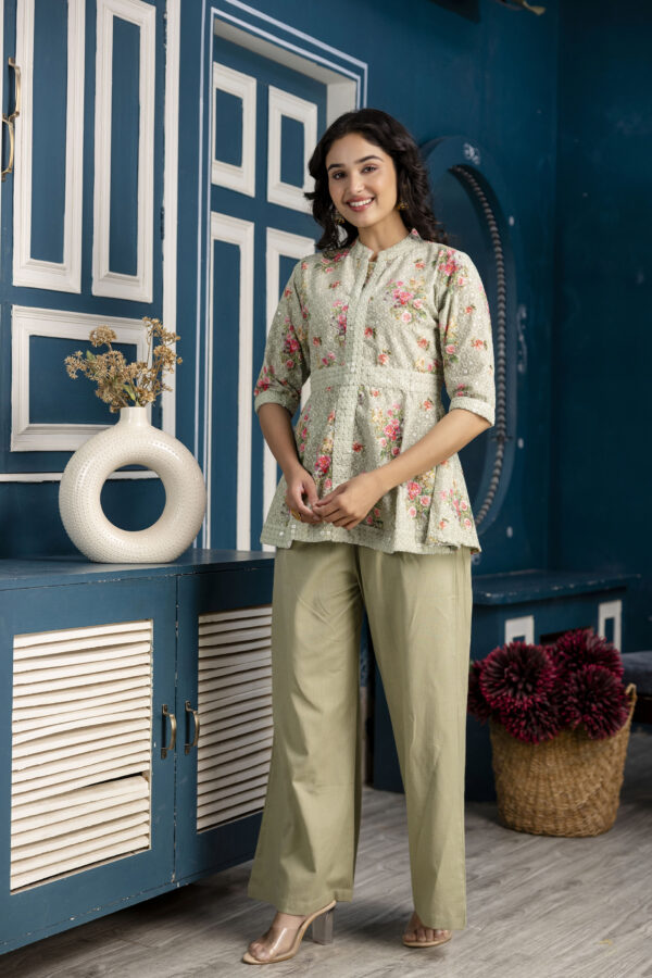 Chicken Embroidered Digital Print Kurti with Plain Flapper - Image 4