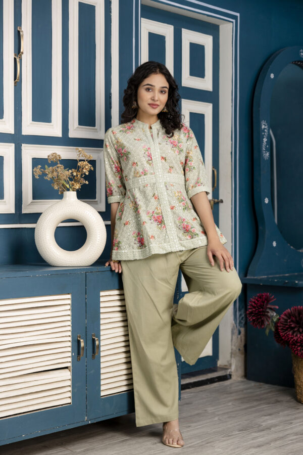 Chicken Embroidered Digital Print Kurti with Plain Flapper - Image 7
