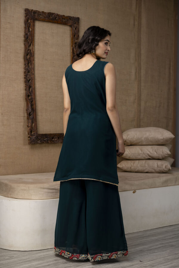 thread Worked Kurti with Palazzo & Plain Georgette Dupatta - Image 2