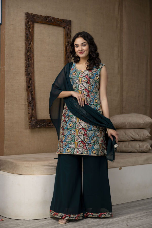 thread Worked Kurti with Palazzo & Plain Georgette Dupatta - Image 7