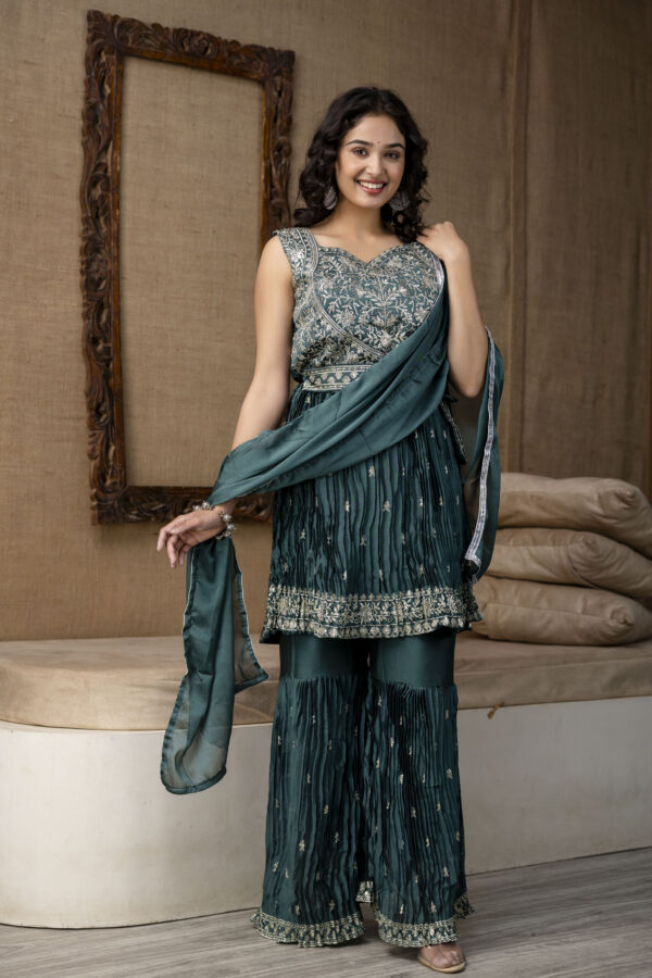 Embellished Sequined & Jari Kurti with Jari Detailed Sharara & Solid Dupatta - Image 5