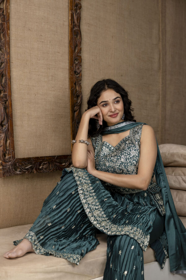 Embellished Sequined & Jari Kurti with Jari Detailed Sharara & Solid Dupatta - Image 9