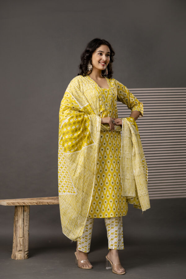 V-Neck Kurti with Thread Embroidery, Printed Trouser & Dupatta - Image 6