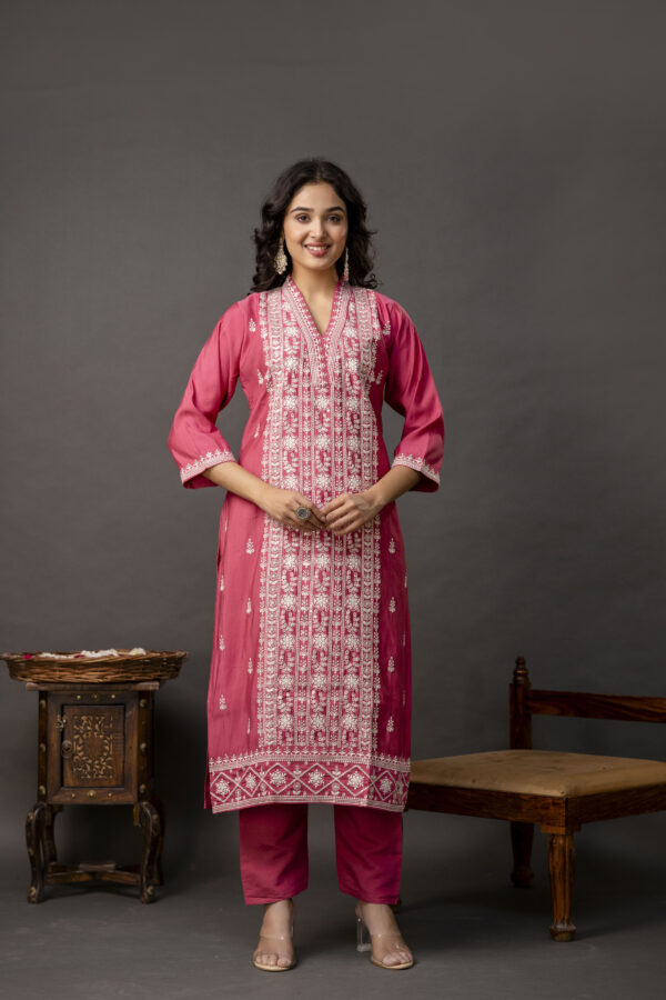 Resham & Sequined Embellished Kurti with Plain Trouser & Dupatta - Image 3
