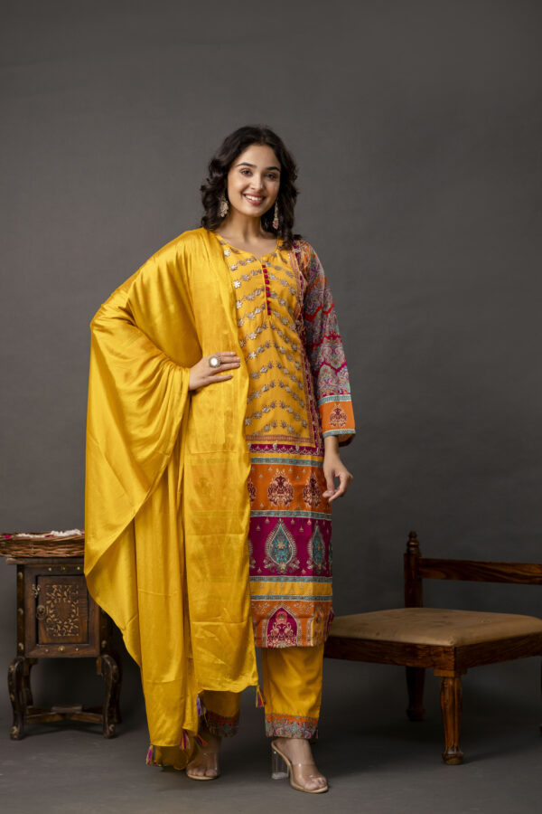 Printed Kurti with Gotta Patti Work, Chinnon Dupatta & Plain Trouser - Image 2