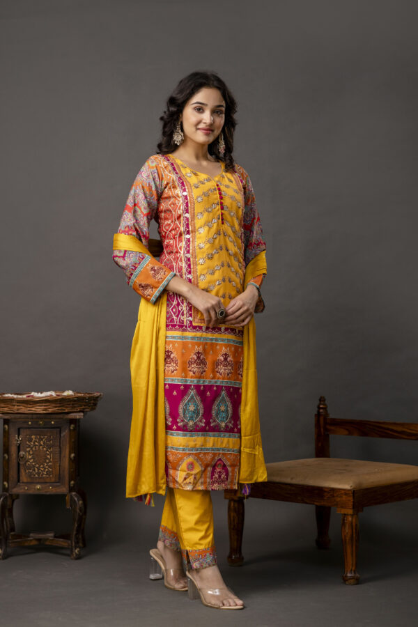 Printed Kurti with Gotta Patti Work, Chinnon Dupatta & Plain Trouser - Image 7