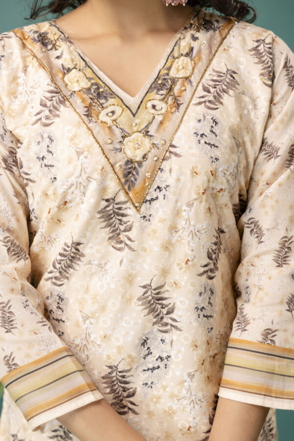 V-Neck Printed Kurti with Chicken Handwork, Silk Worked Dupatta & Plain Pants - Image 9