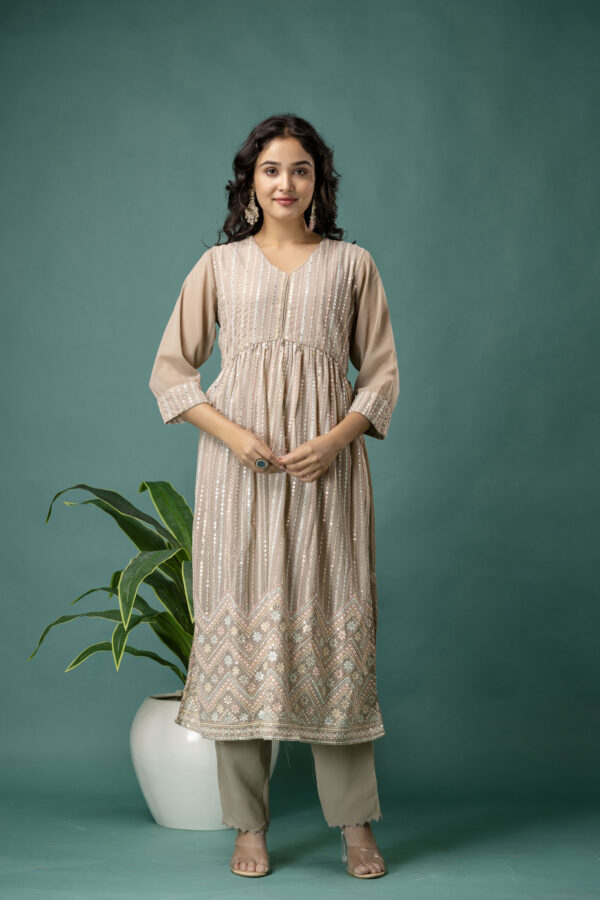 Resham & Sequence Embroidered Kurti with Plain Dupatta & Trousers - Image 8