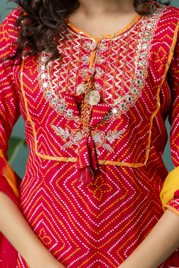 Jaipuri Printed Kurti with Gotta Patti Work, Round Neck, Plain Trouser & Double-Shaded Shiffon Dupatta - Image 2