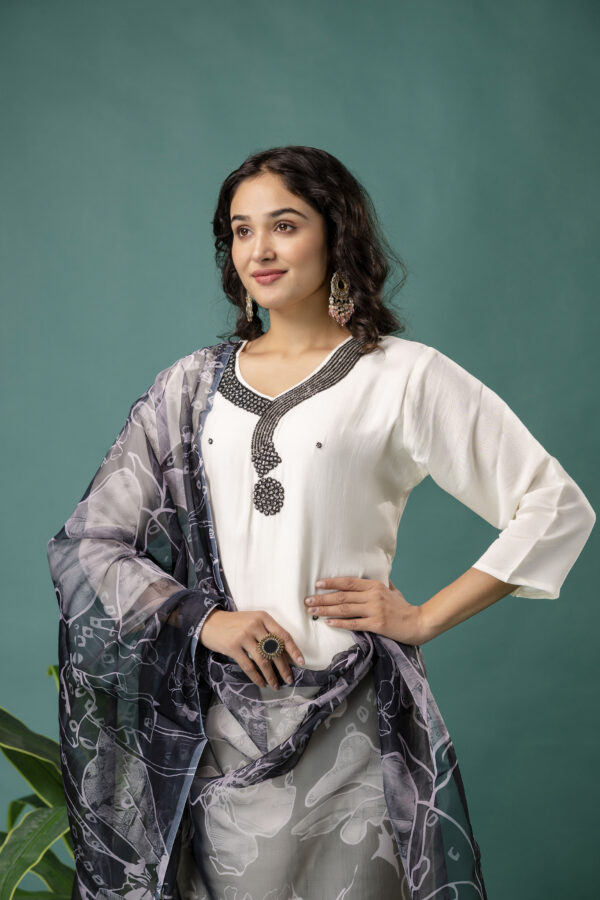 Kantha Worked V-Neck Kurti with Printed Organza Heavy Worked Dupatta & Plain Pant - Image 3