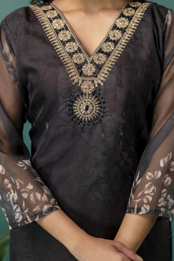 Printed V-Neck Kurti with Jari Work, Organza Printed Dupatta & Simple Pant - Image 2