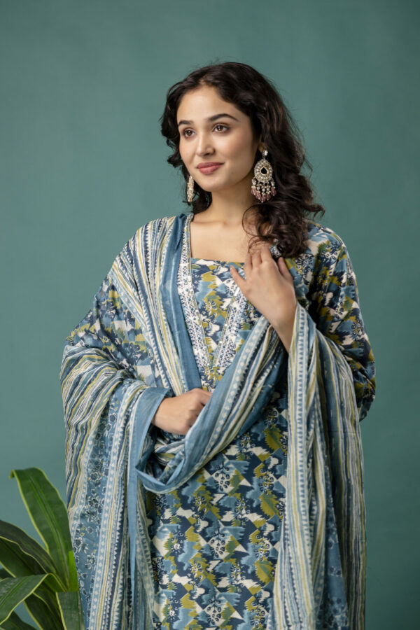 Printed V-Neck Kurti with Dori Work, Printed Dupatta & Printed Trouser - Image 3