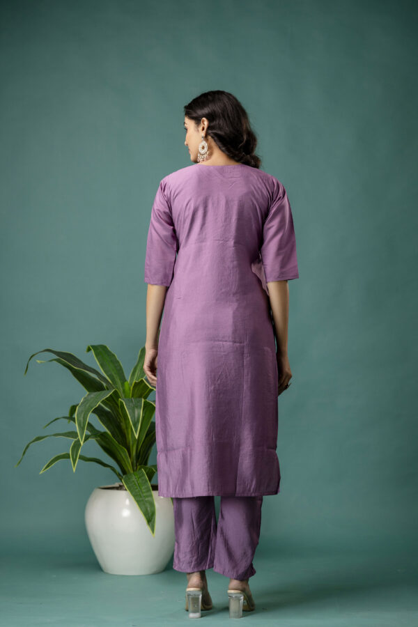 Embroidered Round Neck Kurti with Pure Silk Dupatta & Simple Trousers - Image 9