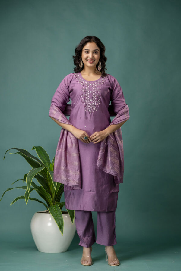 Embroidered Round Neck Kurti with Pure Silk Dupatta & Simple Trousers - Image 5