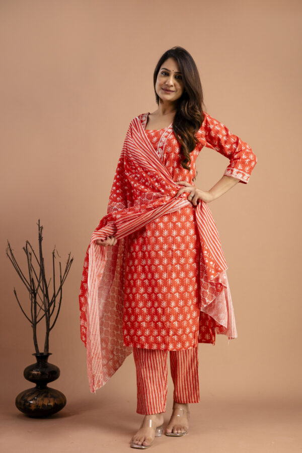 "Printed Kurti with Resham Work V-Neck, Printed Dupatta & Matching Printed Pants" - Image 8