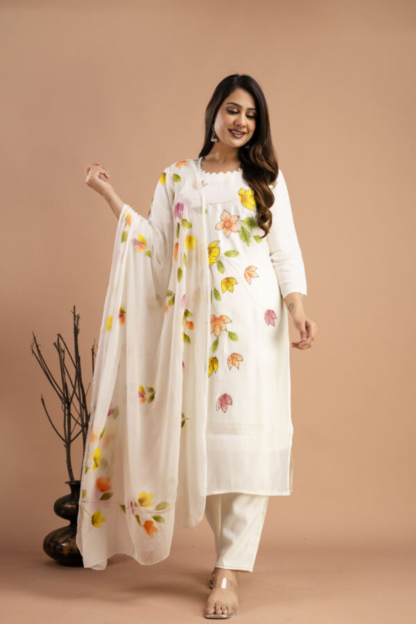 "Art Printed Kurti with Round Neck, Shiffon Printed Dupatta & Plain Pants"