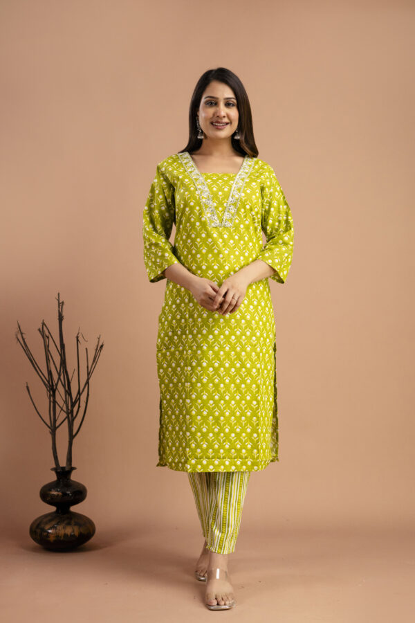 "Printed Resham Work V-Neck Kurti with Printed Dupatta & Matching Printed Pants" - Image 10