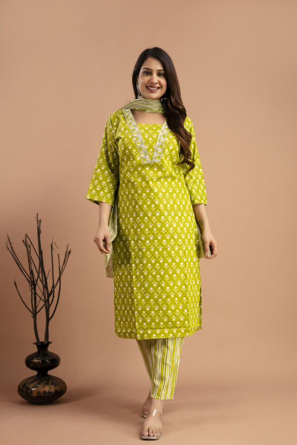 "Printed Resham Work V-Neck Kurti with Printed Dupatta & Matching Printed Pants" - Image 6