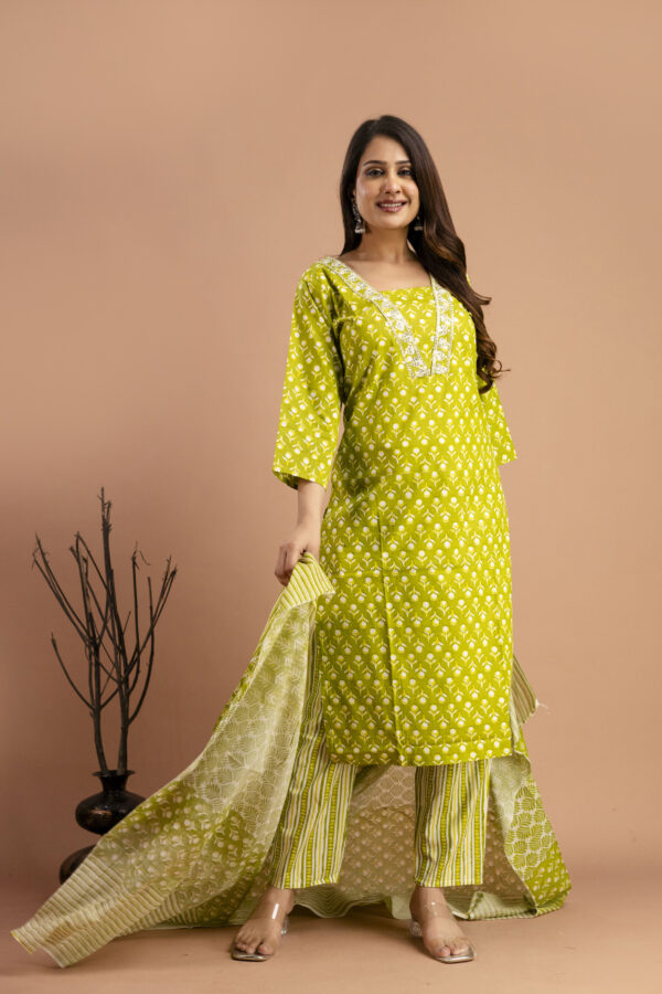 "Printed Resham Work V-Neck Kurti with Printed Dupatta & Matching Printed Pants" - Image 5
