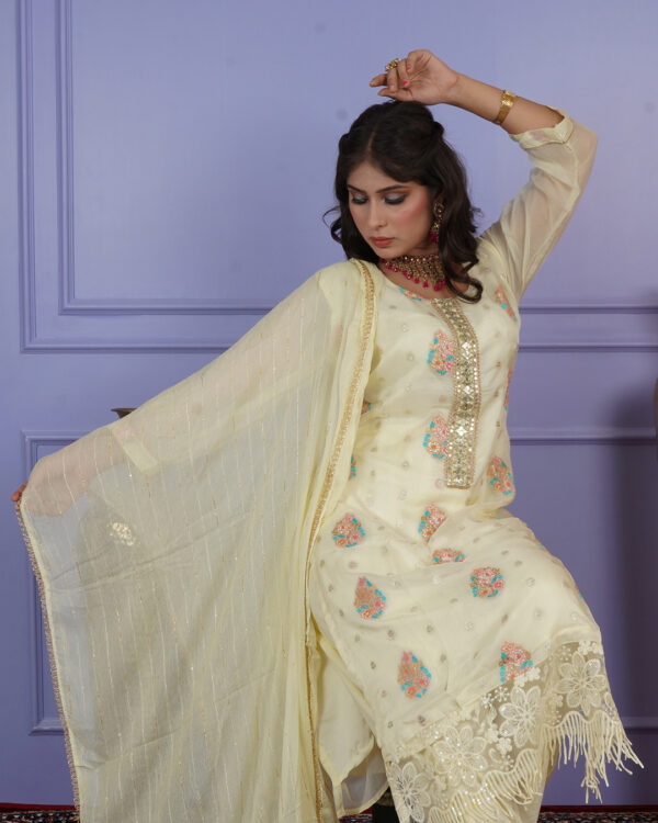 KURTI- ORGANZA DUPATTA- SHIFFON BOTTOM-PURE SILK - Image 3