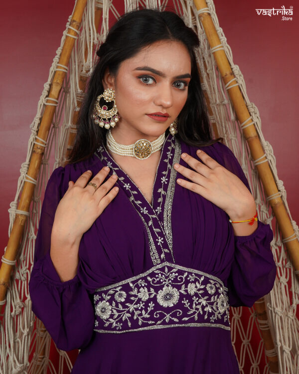 ONE PEICE GOWN - Image 7
