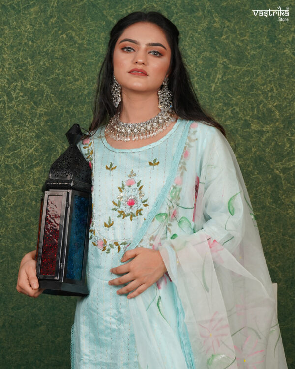 KURTI- SILK DUPATTA- ORGANZA BOTTOM- KHADI COTTON - Image 8