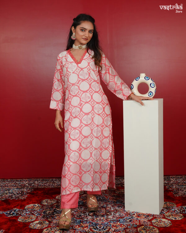 KURTI-CHANDERI SILK DUPATTA-CHANDERI SILK BOTTOM- CHANDERI SILK - Image 9