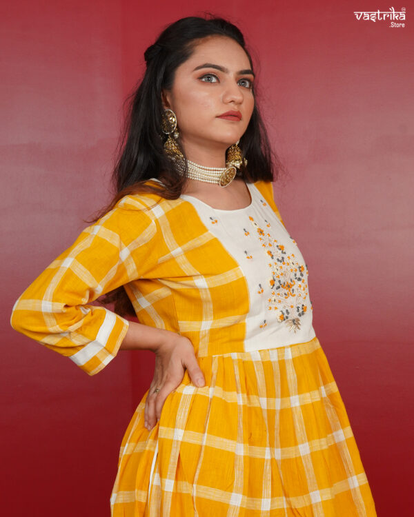 KURTI- KHADI COTTON FROACK DUPATTA-COTTON BOTTOM-COTTON - Image 3